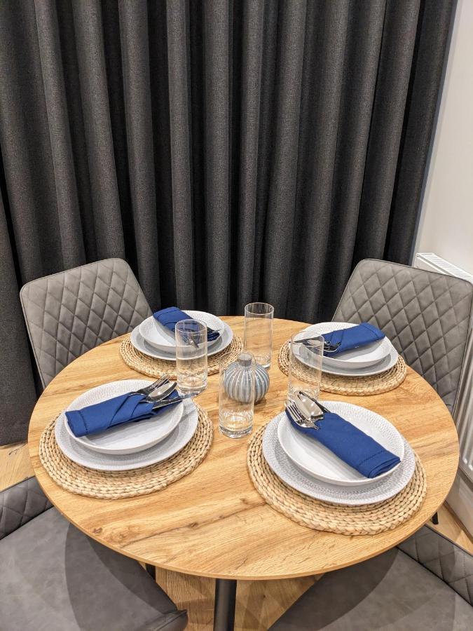 Modern Aptmt, 2 Stops To Central London, Smart Lock, Netflix إيلينغ المظهر الخارجي الصورة