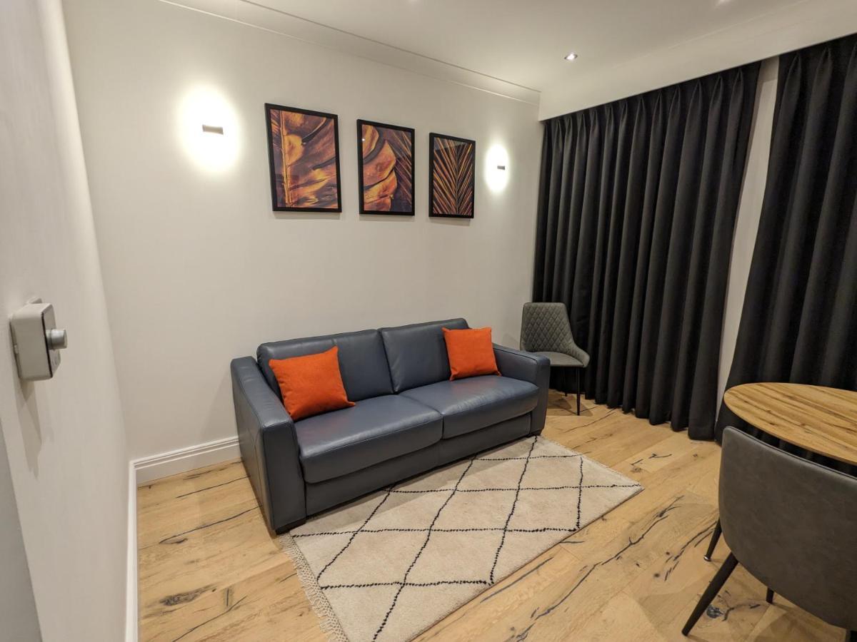 Modern Aptmt, 2 Stops To Central London, Smart Lock, Netflix إيلينغ المظهر الخارجي الصورة