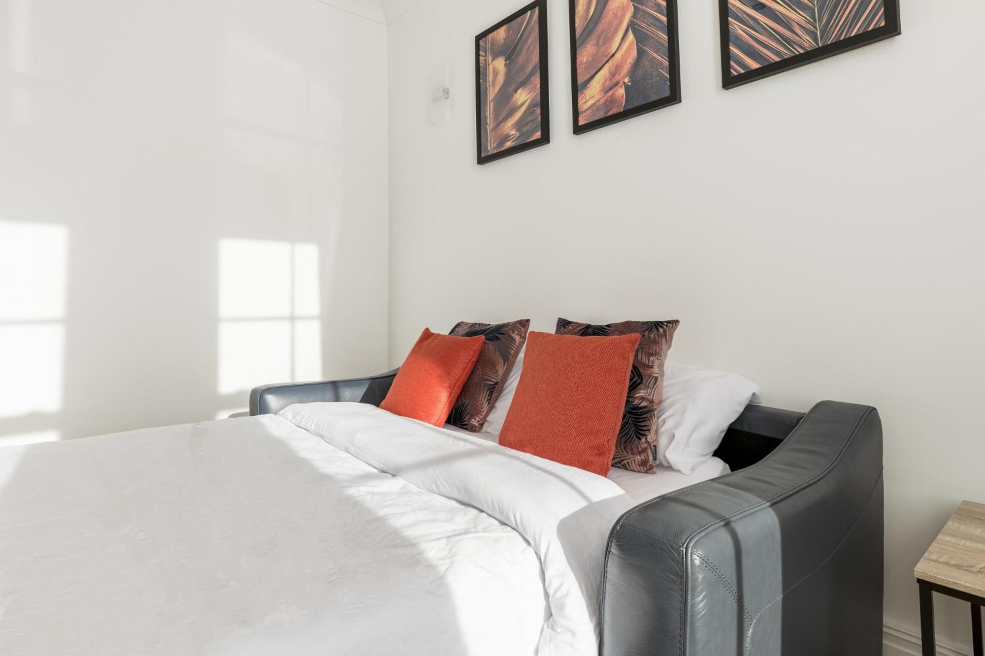 Modern Aptmt, 2 Stops To Central London, Smart Lock, Netflix إيلينغ المظهر الخارجي الصورة
