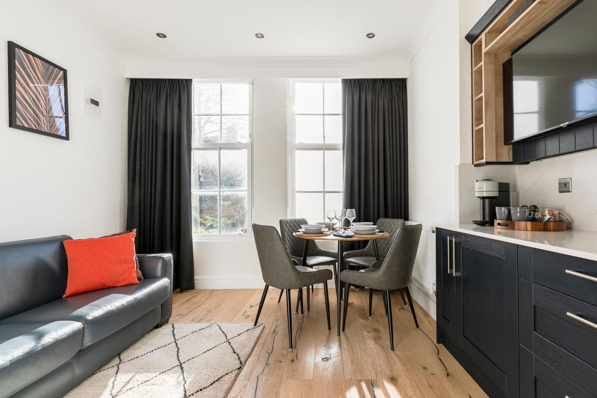 Modern Aptmt, 2 Stops To Central London, Smart Lock, Netflix إيلينغ المظهر الخارجي الصورة