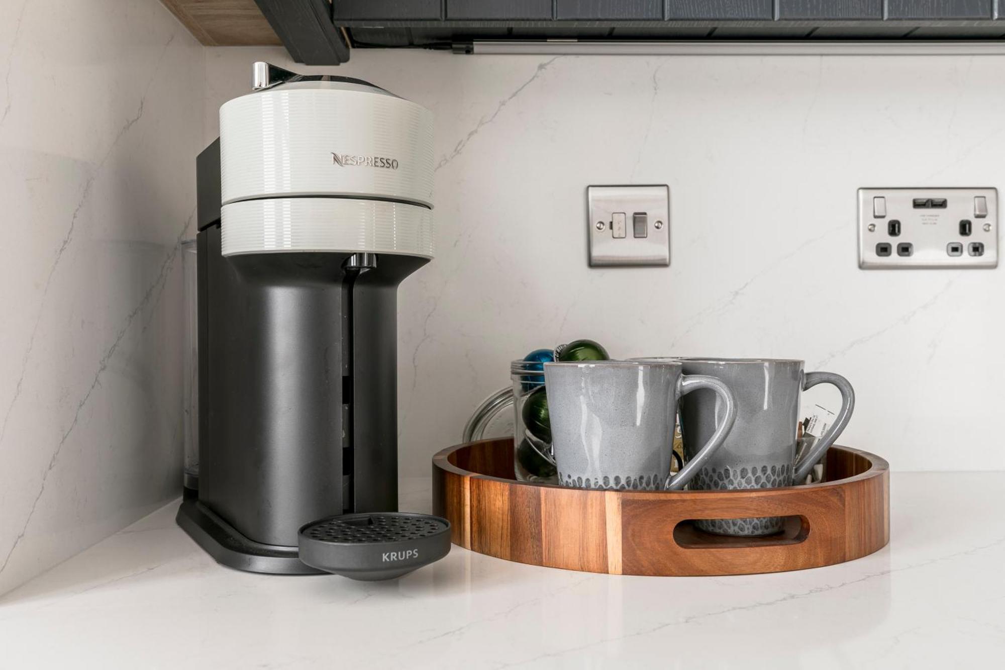 Modern Aptmt, 2 Stops To Central London, Smart Lock, Netflix إيلينغ المظهر الخارجي الصورة