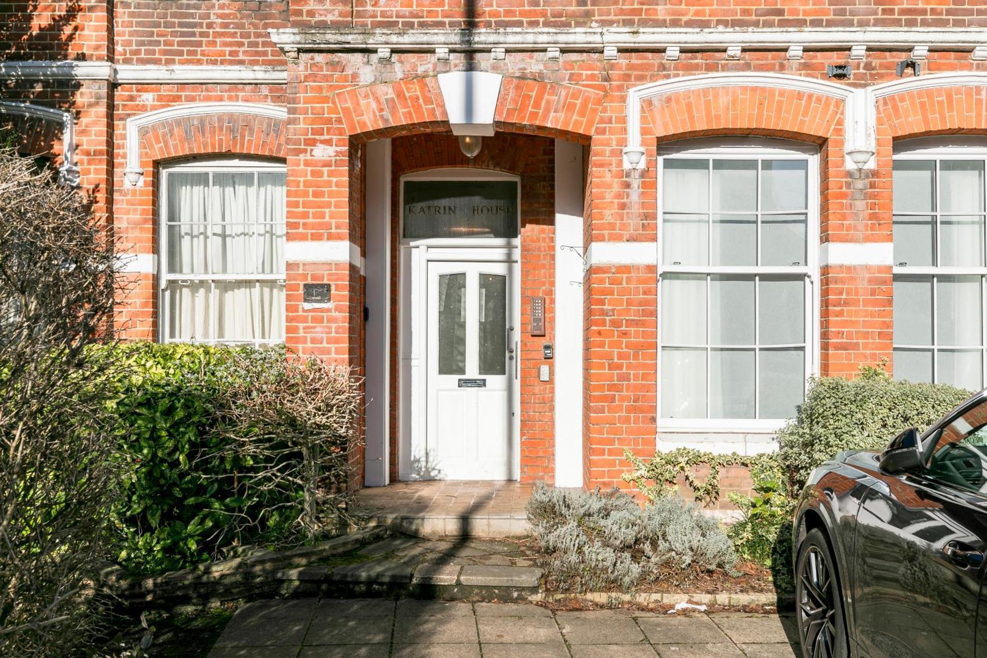 Modern Aptmt, 2 Stops To Central London, Smart Lock, Netflix إيلينغ المظهر الخارجي الصورة